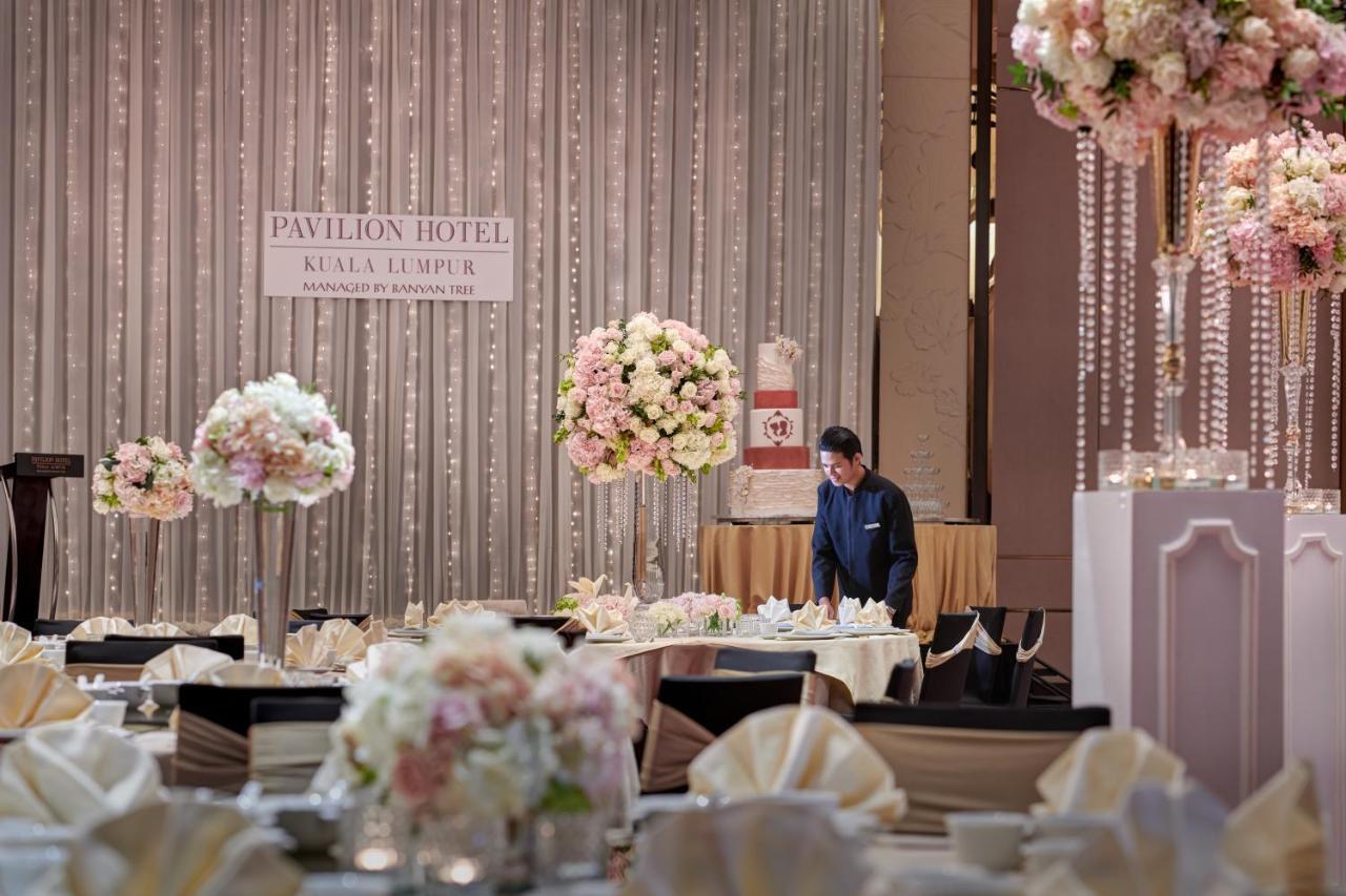 Pavilion Hotel Kuala Lumpur Managed By Banyan Tree Екстериор снимка Wedding reception at the hotel
